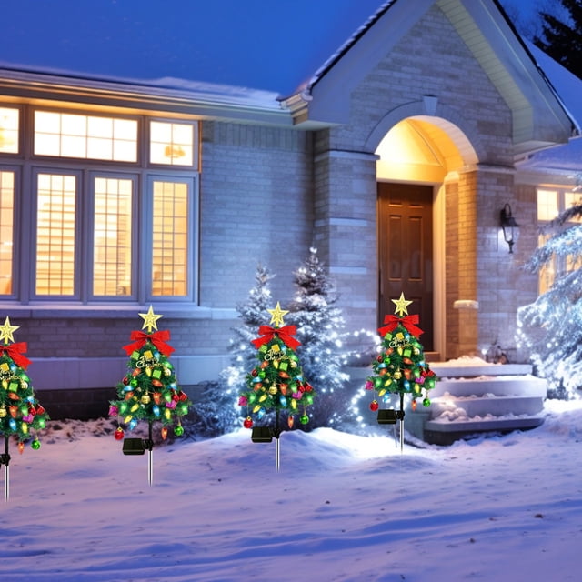 Luz LED solar de cuatro colores para árbol de Navidad | Decoración navideña solar para exteriores | Lámpara de estaca impermeable para jardín, ideal para césped, patio, camino y porche.