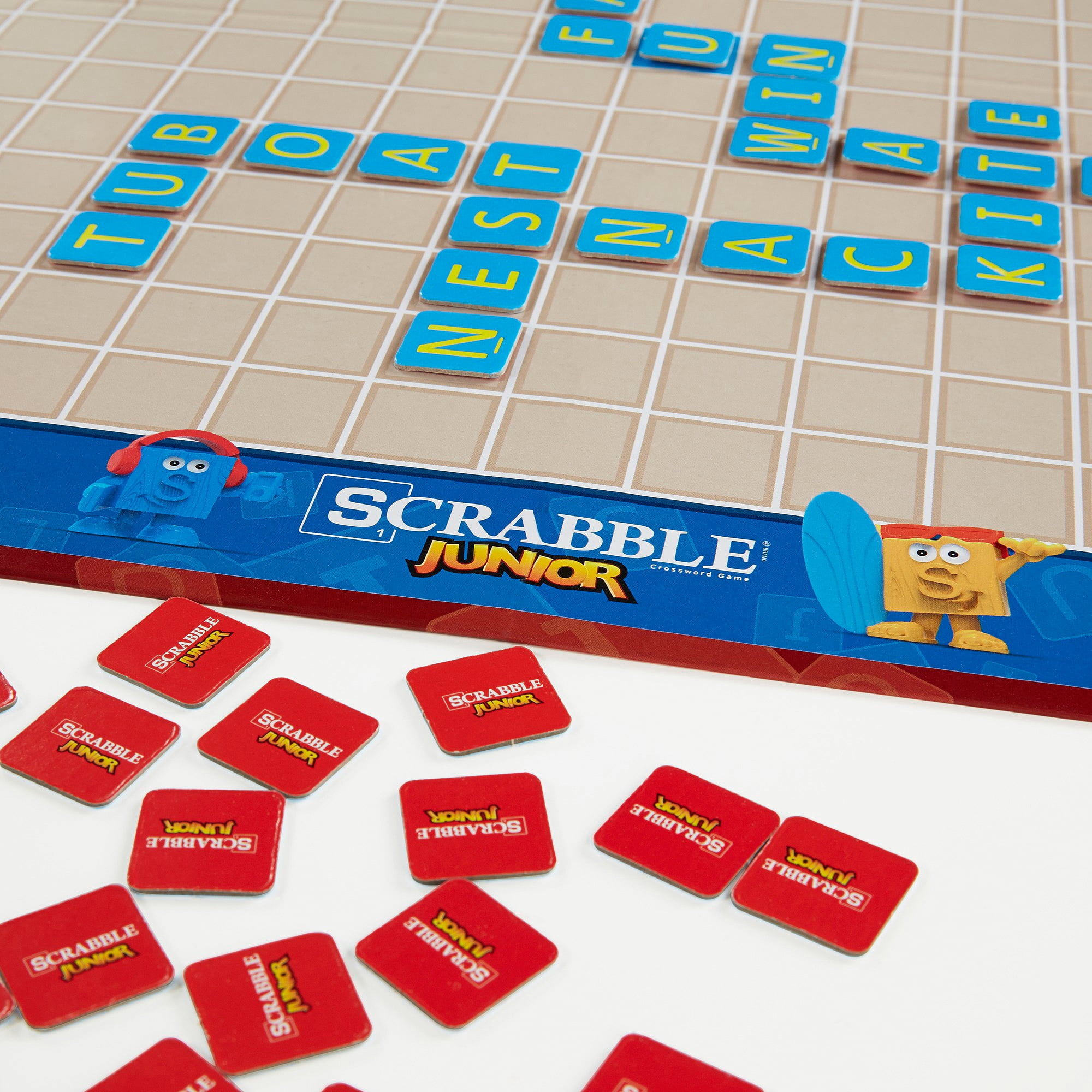 Scrabble Junior Game, Board Game for Kids Ages 5 and Up, for 2-4 