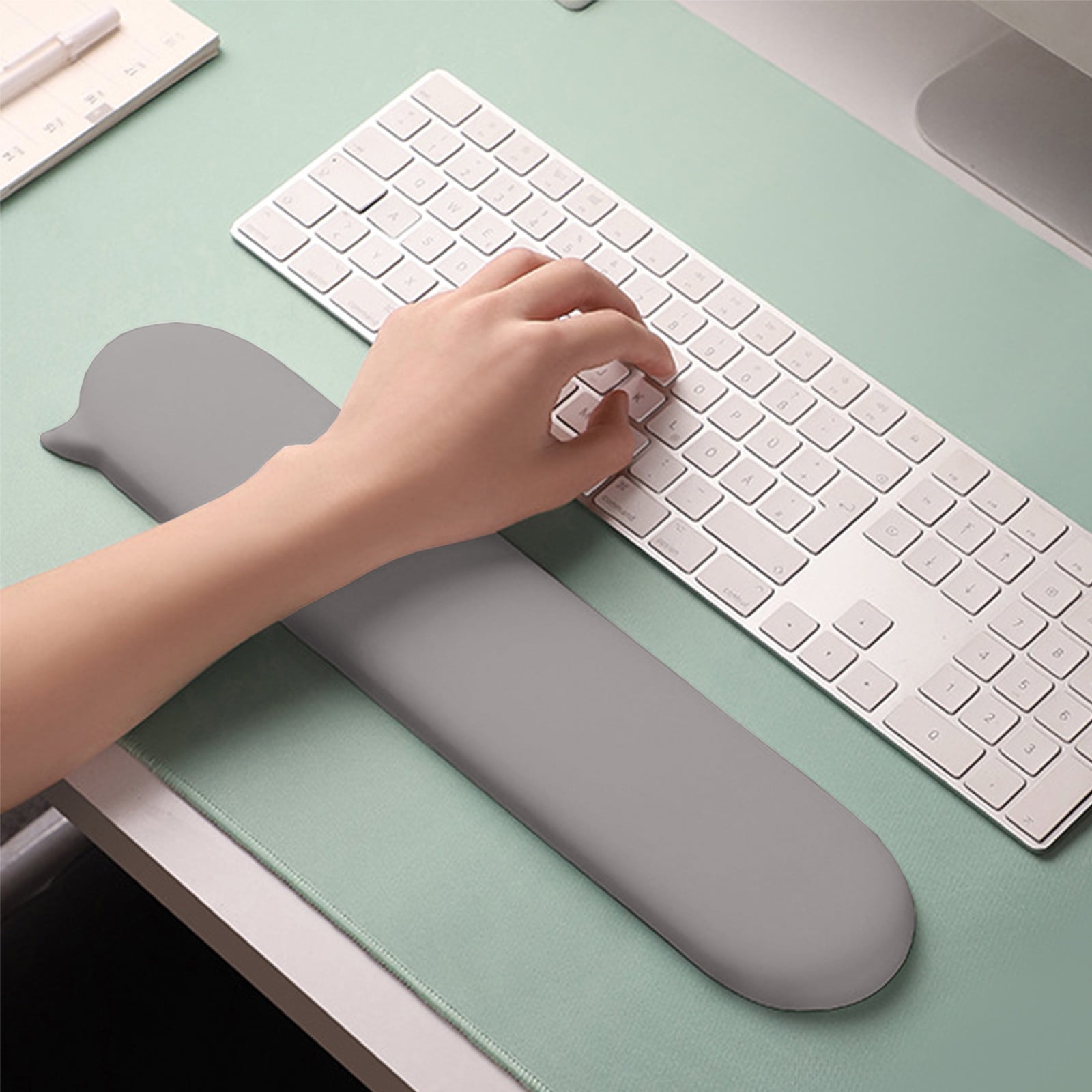 Soft Rubber Keyboard Wrist Rest, 15.7x3.1inch Sturdy Wrist Rest for Computer Keyboard, Provide Support and Reduce Stress, Ideal for Home Offices, Gaming (Gray)