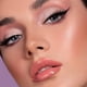 thumbnail image 4 of Paleta de sombras de ojos monocromáticas de 3 piezas, sombra de ojos con brillo en polvo y sombra de ojos perlada, 4 of 6