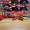thumbnail image 3 of Juego de 5 figuras de Disney Pixar Car Lightning McQueen, camión contenedor, Jackson Storm Mack Uncle Truck, coches de juguete extraíbles, regalo, 3 of 6