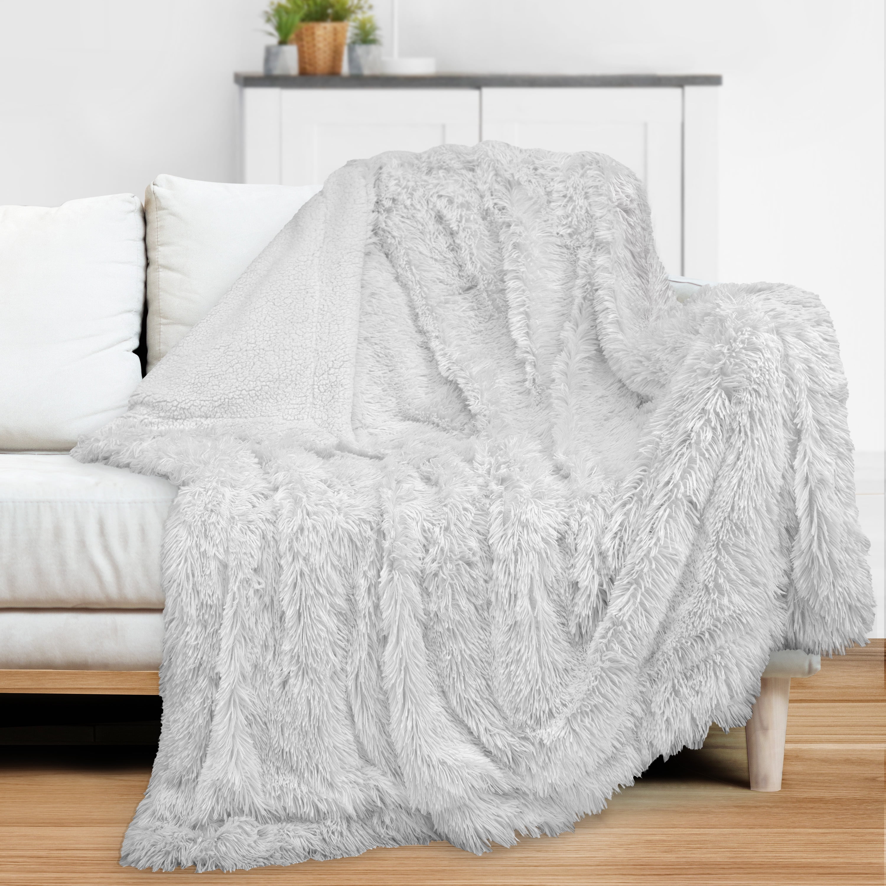 PAVILIA Soft Fluffy Faux Fur Throw Blanket, Twin White, Shaggy Furry