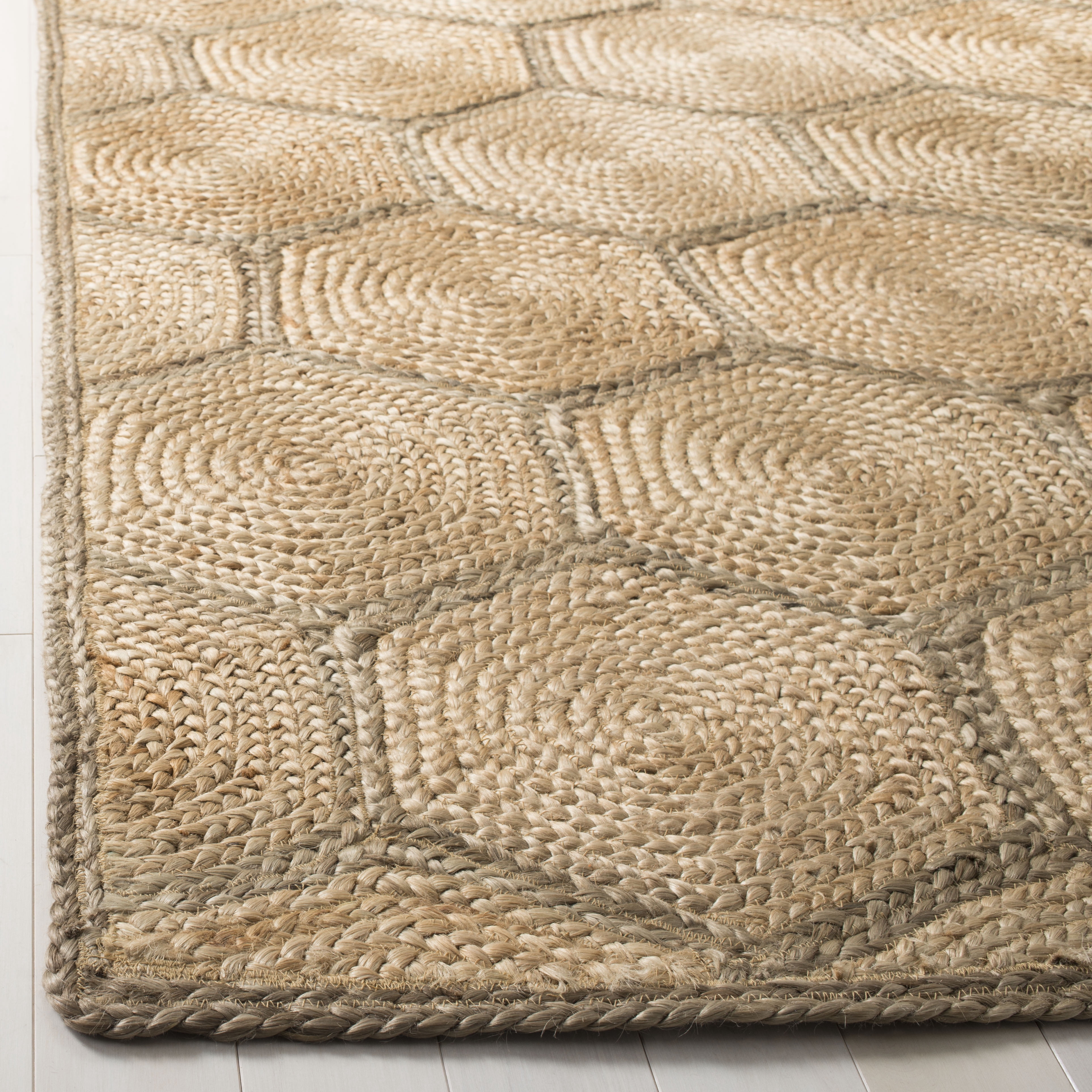 SAFAVIEH Natural Fiber Barrett Geometric Area Rug, Natural/Grey, 4' x 4' Square