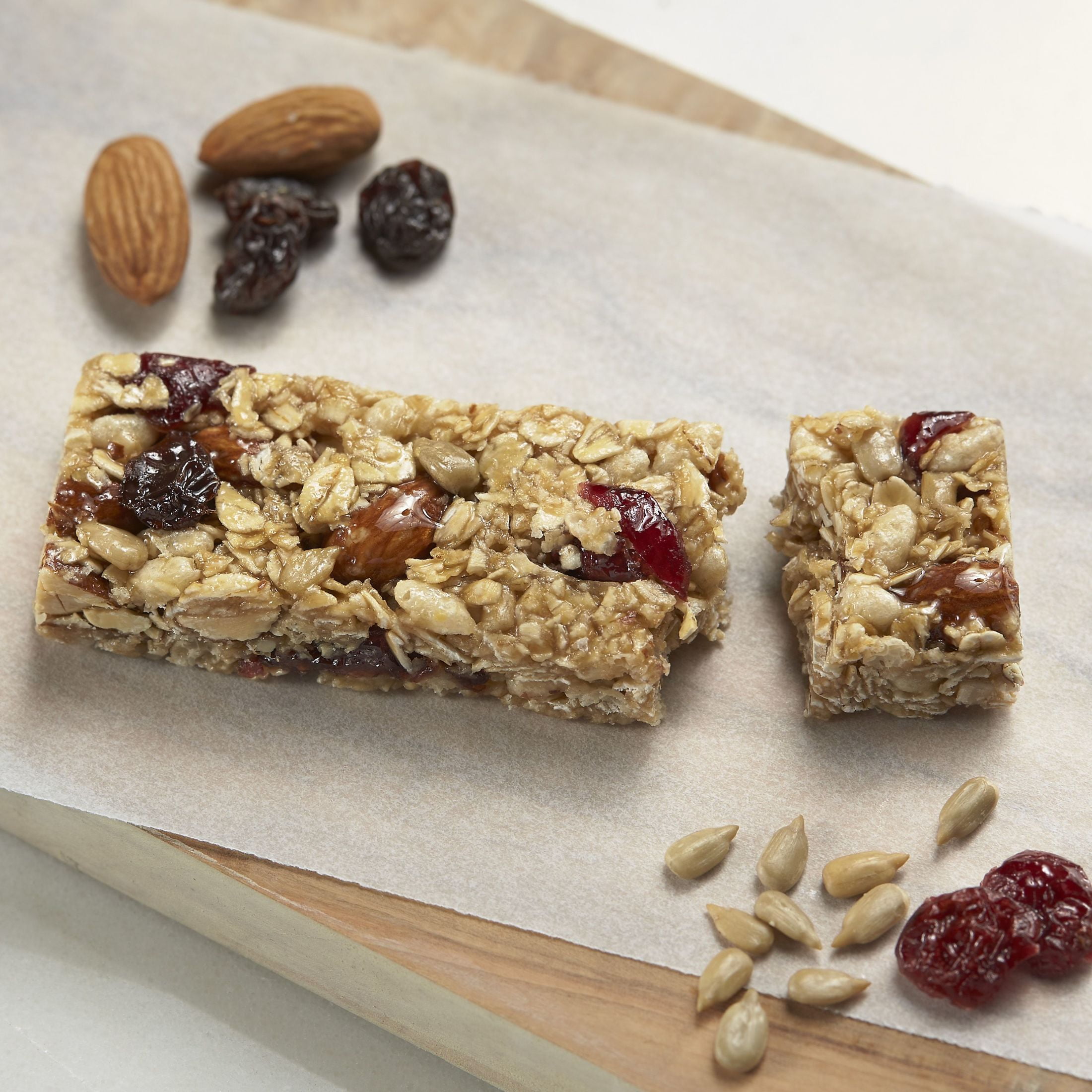 Kashi Vegan Trail Mix Chewy Granola Bars, Fiber Bars, 7.4 oz, 6 Count