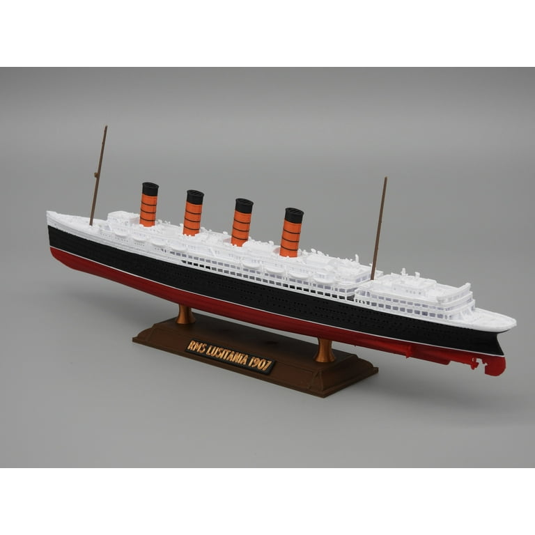 RMS Lusitania Model 1 Foot in Length, Highly Detailed