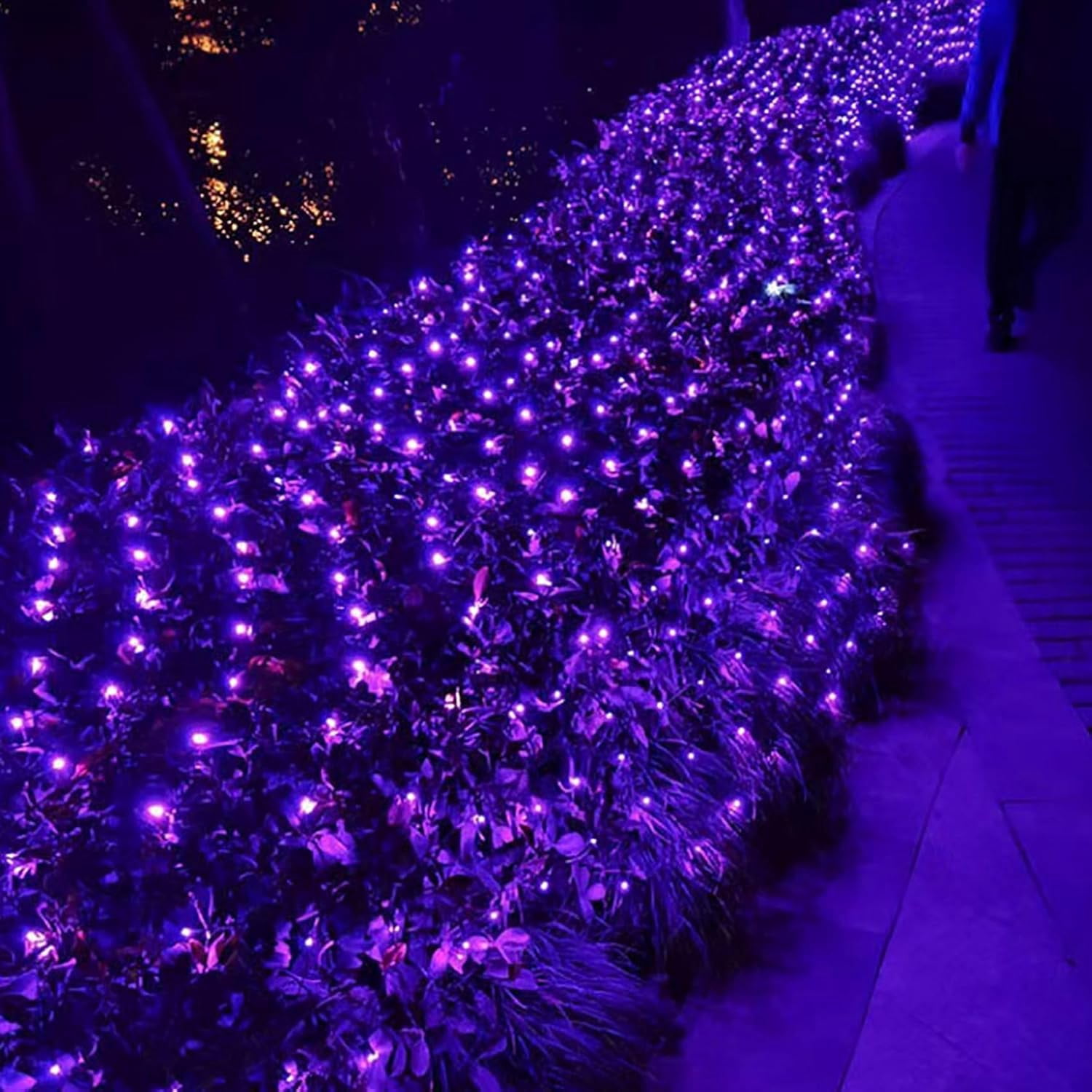 Solar Net Lights Outdoor Garden, 100LED 1.1M X 1.1M Waterproof 8 Modes Solar Mesh Fairy Icicle String Lights for Backyard Patio Gazebo Fence Lounge Party Decoration