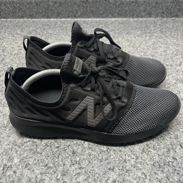 New Balance FuelCore Coast V4 Black Running Shoes Sneakers | Men’s Size 11