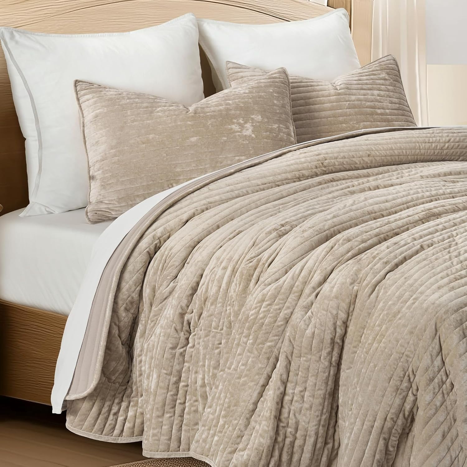 EVERGRACE Velvet Quilt Set California King 118'' x 106'', Luxurious Soft Striped Channel Bedding Set, Lightweight Velvet Comforter, Oversized Bedspread Coverlet with 2 Shams, Beige Taupe