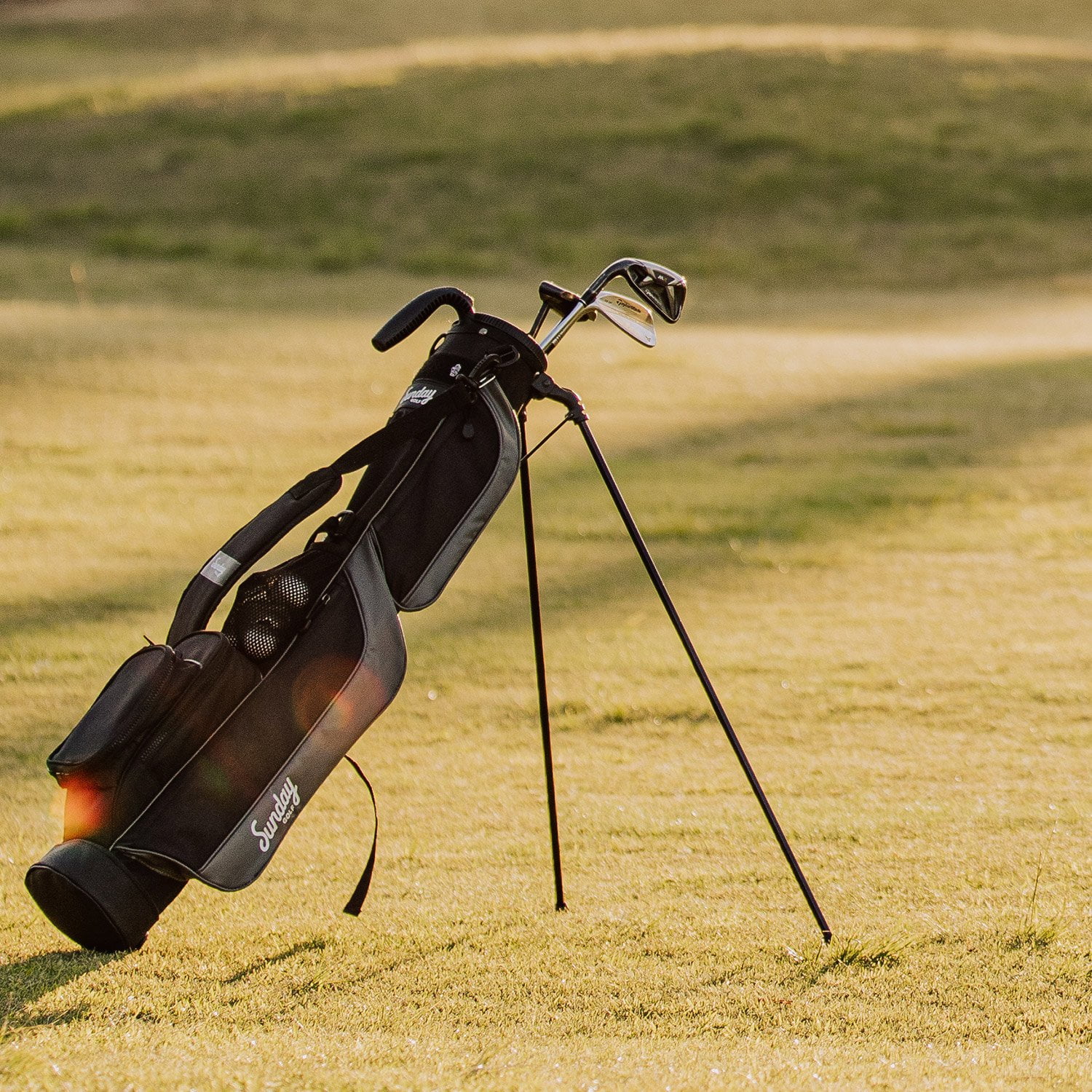 Sunday Golf 31 Inch Loma Lightweight Golf Bag, Matte Black