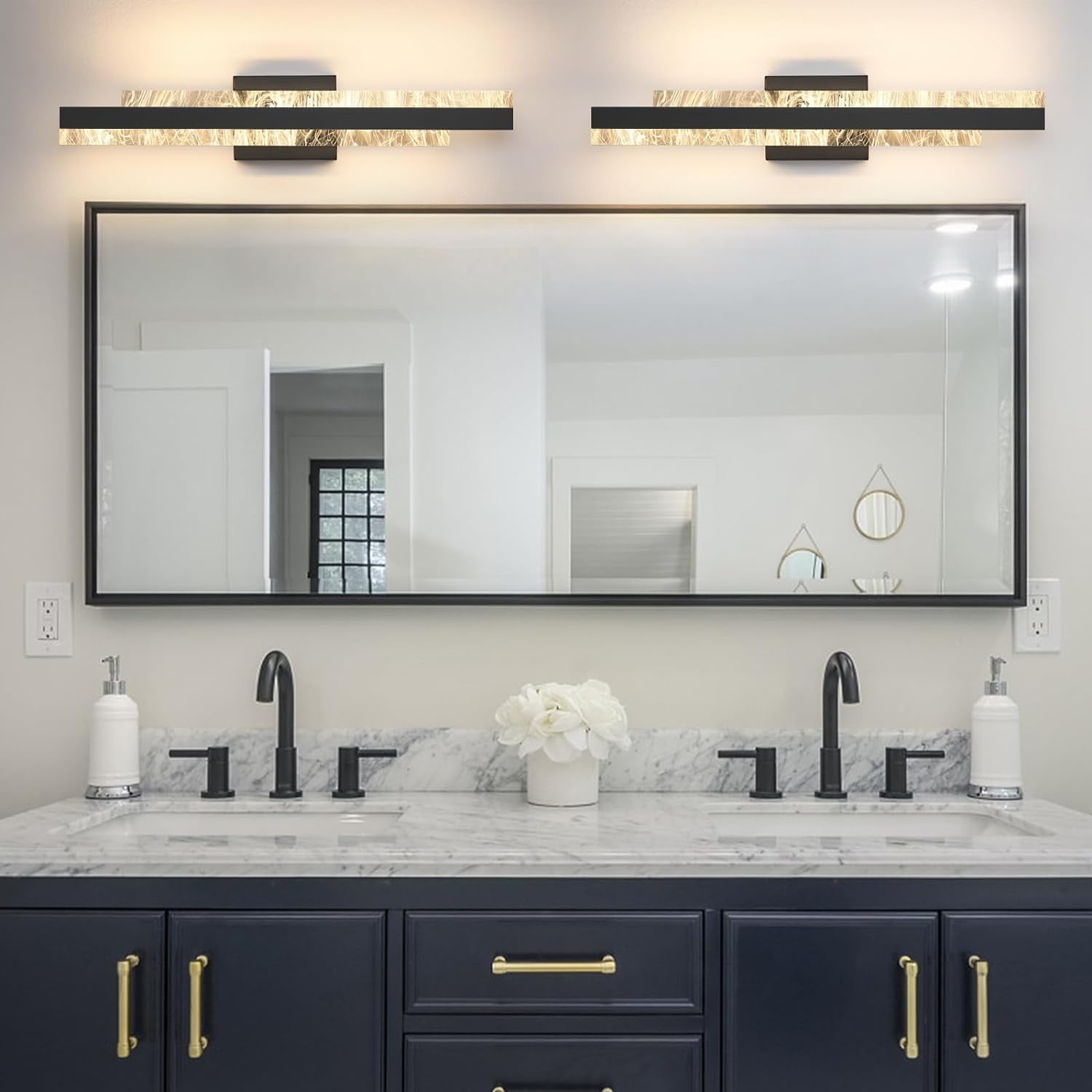 Matte Black Modern Bathroom Vanity Light 24 inch Dimmable LED Bath Bar Light Fixtures Over Mirror Wall Sconce Picture Lights for Paintings Cabinets Bedroom