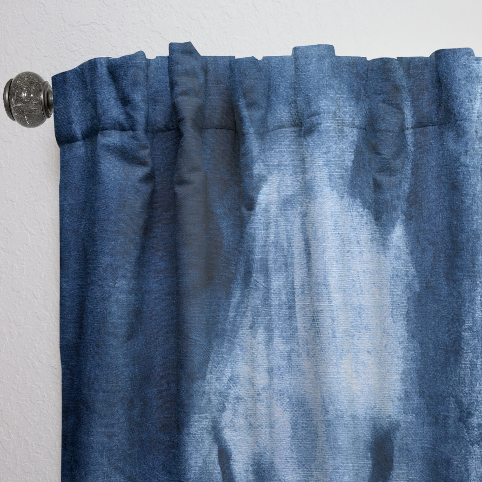 Designart 'Farmhouse Horse Portrait VIII' Farmhouse Curtain Panel