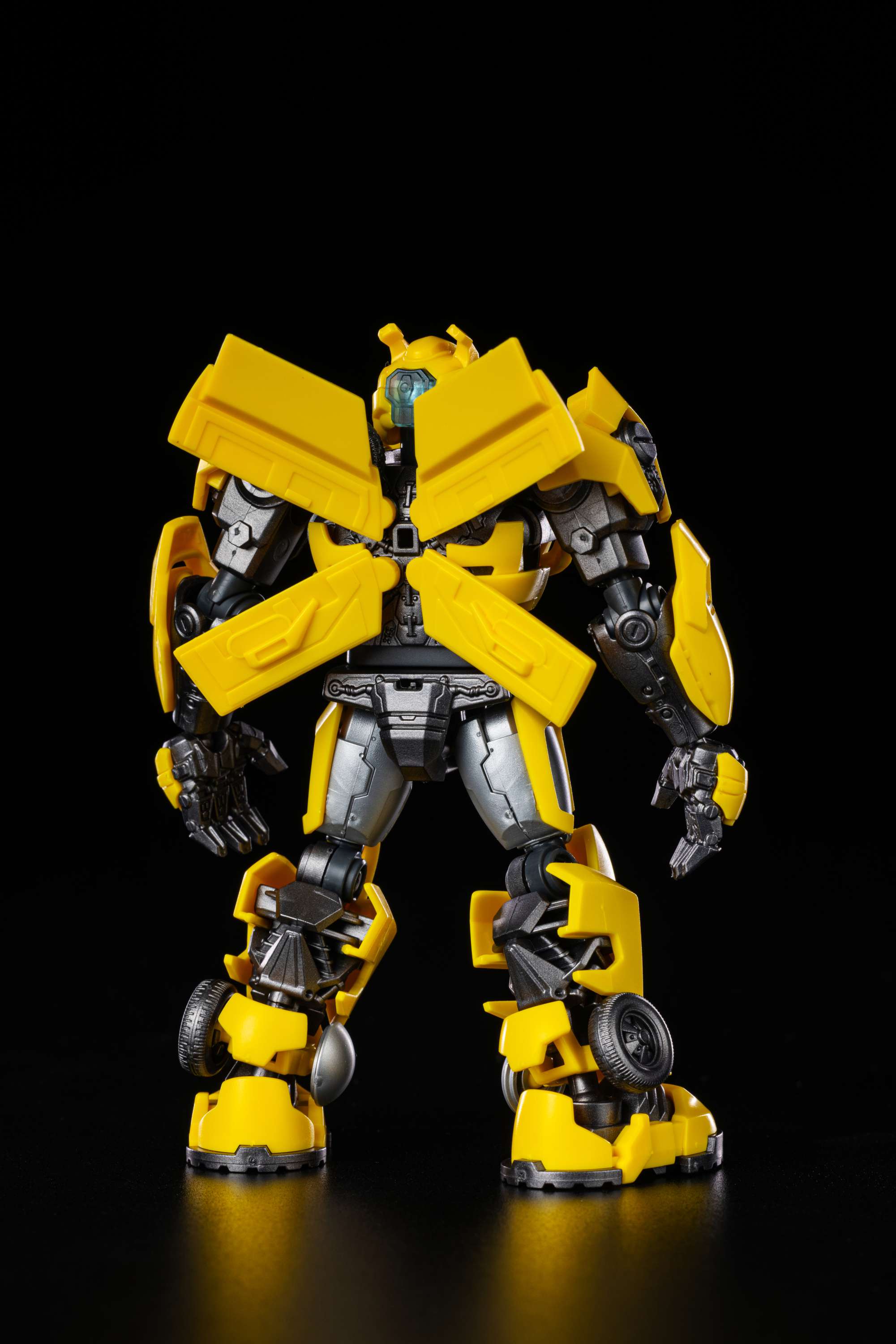 Blokees Transformers Classic Bumblebee Model Kit photo 5