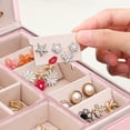 thumbnail image 4 of Xihbxyly Joyero Grande, Elegante Organizador de Cuero, Estuche de Almacenamiento de Doble Capa, Bandeja Extraíble, Regalo Elegante para Ella, Expositor de Collares, Pulseras y Pendientes, Decoración, 4 of 6