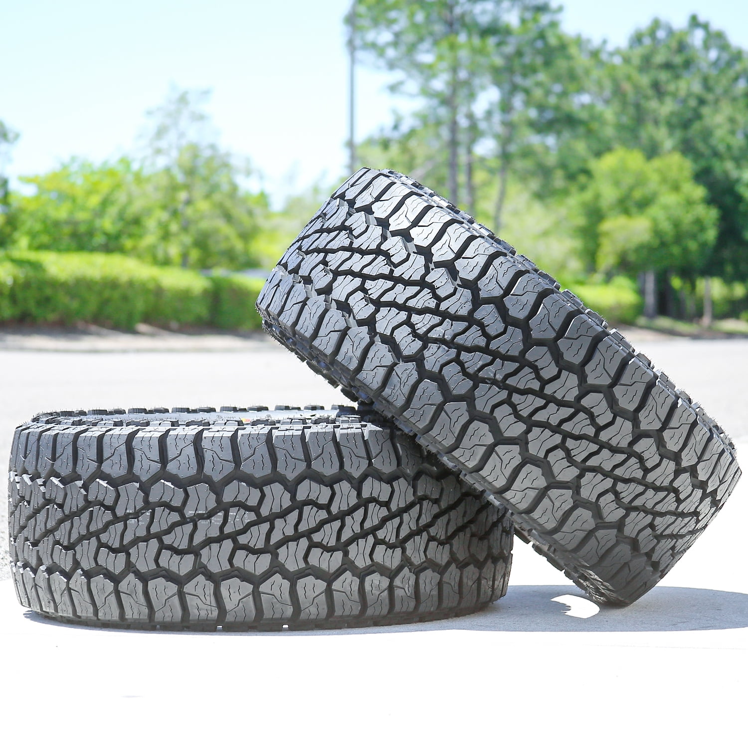 Venom Power Swampthing A/T Xtreme Dirt Tire, LT 285/55R20, 10 Ply