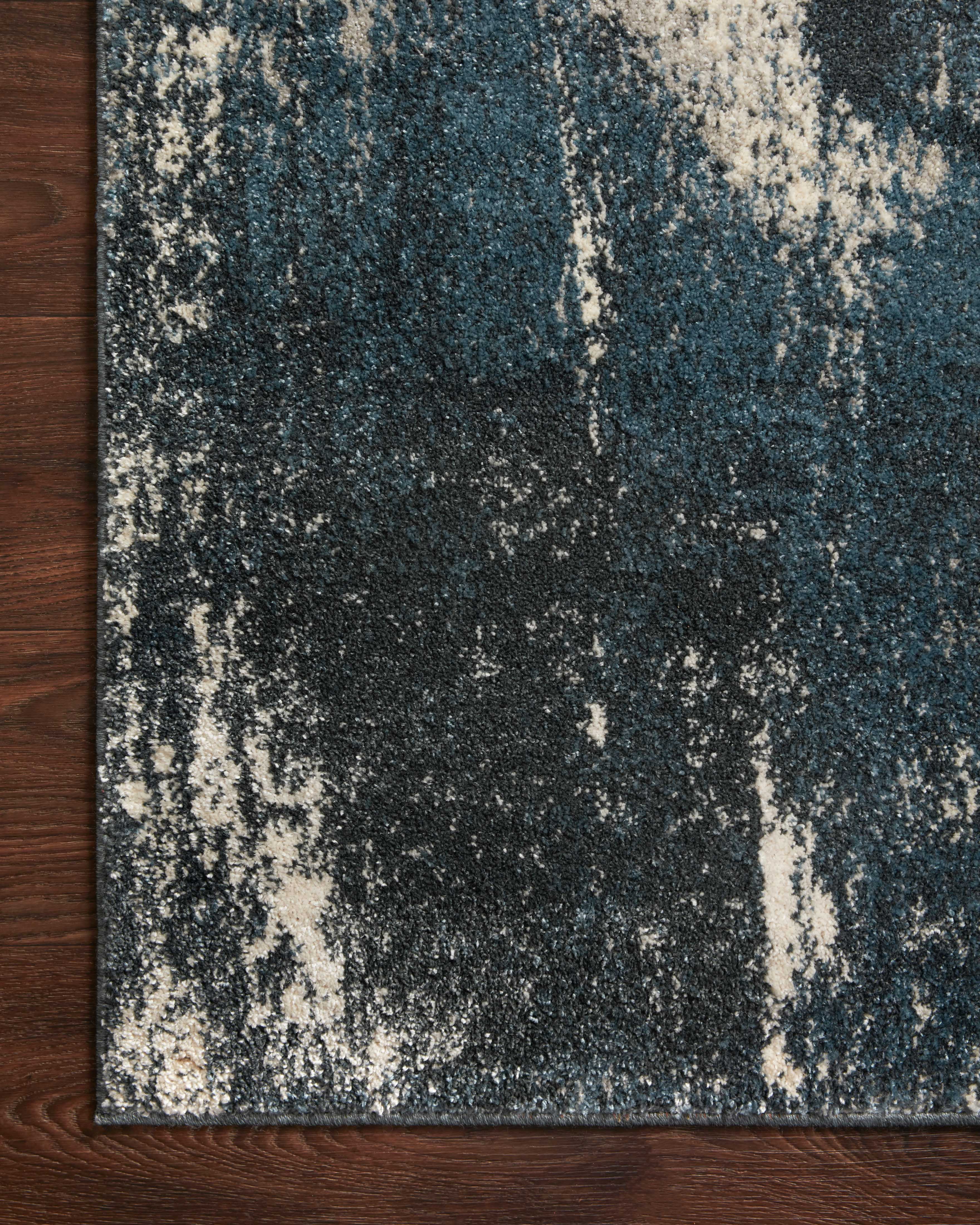 Loloi Spirit SPI-04 Abstract Indigo / Ivory Area Rug 6'-7" x 9'-3"