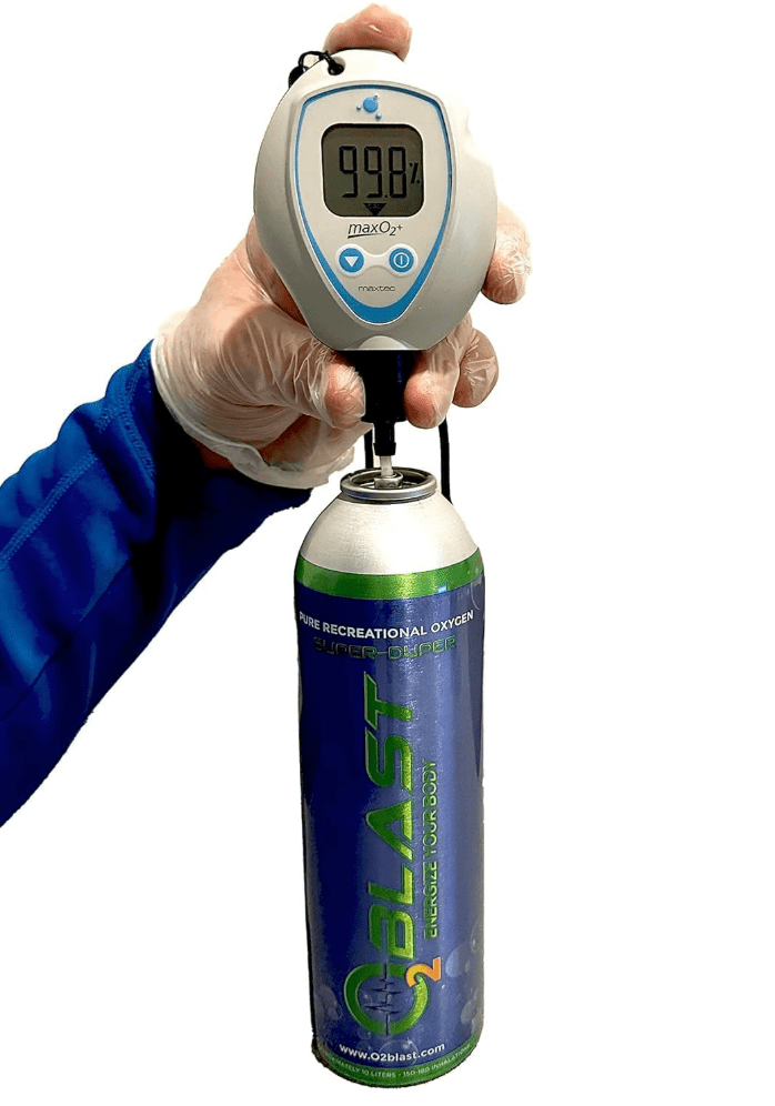 O2 Blast“ Pure Oxygen for Energy, Recovery & Performance - 10-Liter Can with Custom Breathing Mask, Pack of 5
