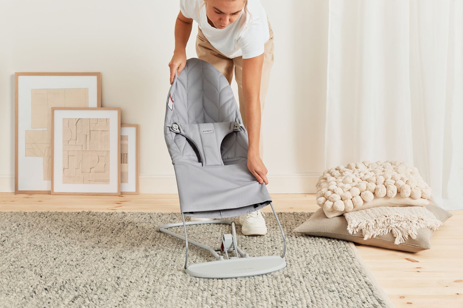BabyBjorn Bouncer Bliss Baby Bouncer, Petal Quilt, Light Grey, 1 Piece