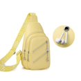 thumbnail image 2 of CHAO Bolso bandolera nuevo y elegante para hombre y mujer, de piel, con orificio para auriculares, con correa ancha, color amarillo, 2 of 5