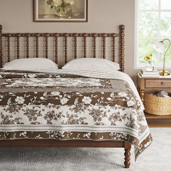 The Pioneer Woman Avery Cotton Patchwork Quilt, Full/Queen, Tibet Brown Bedding