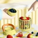 thumbnail image 4 of Vaso portátil para ensalada de frutas con tenedor, vaso de yogur de avena estilo Ins para trabajadores de oficina, recipiente de fruta de alto valor para llevar, vaso para refrigerios, diseño liviano, 4 of 6