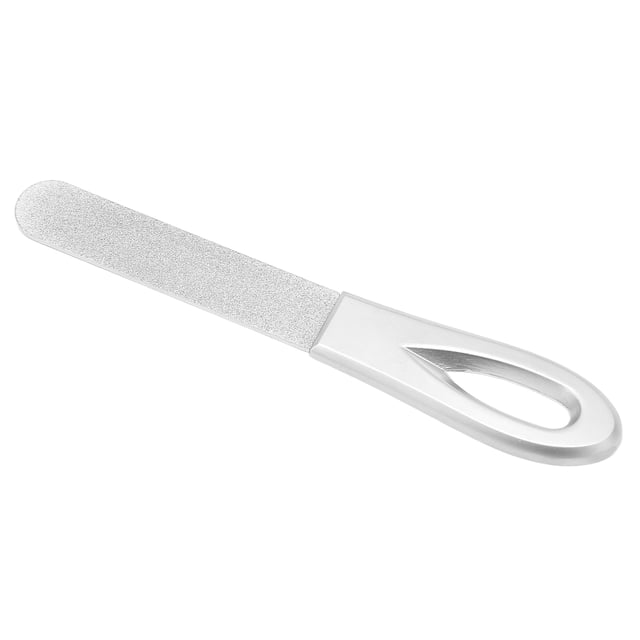 lima de uñas juego de limas de uñas de doble cara para el cuidado de las uñas pequeña lima de uñas portátil de metal resistente lima de uñas de acero inoxidable para el anggrek otros 3/4 vista sobre fondo blanco; hoja rectangular texturada de acero inoxidable con punta redondeada y mango ovalado hueco metálico; diseño doble cara para pulido y acabado, tamaño compacto ideal para manicura y viajes, a menudo usada también para retocar accesorios pequeños.