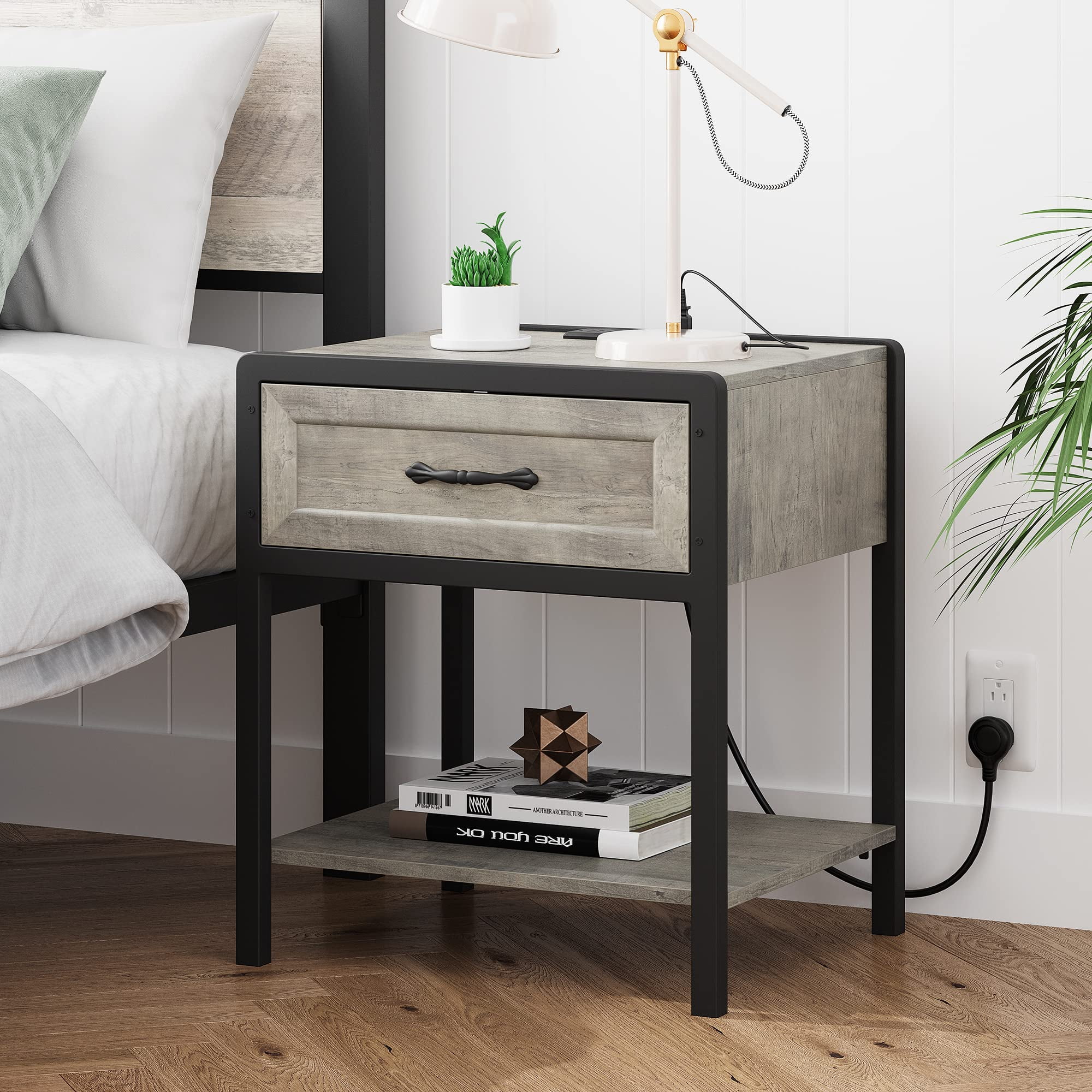 Juiluna Nightstand with Charging Station, Retro Side Table with 1