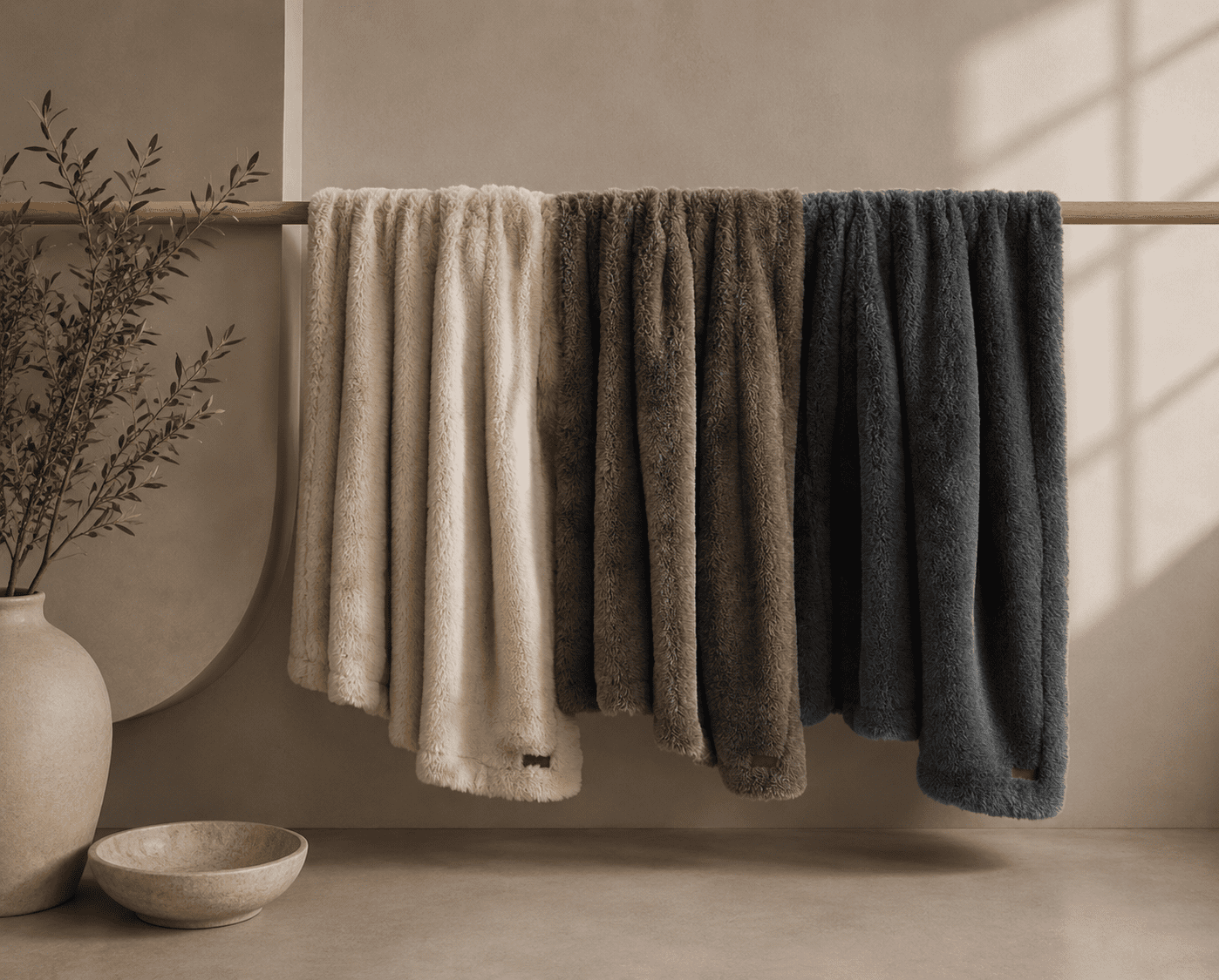 Cozy Haven Luxury Heathered Cationic Faux Fur Oversized Couch Throw Blanket, Brown, 50 x 72 in