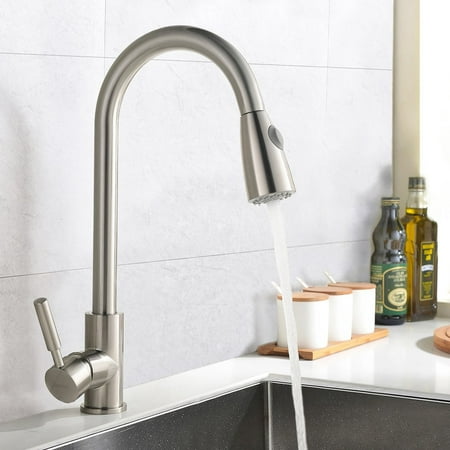 

BaytoCare Kitchen Pull-Down Faucet Single Handle Faucet with Sprayer