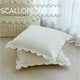 thumbnail image 2 of Funda de almohada BEBE BASK festoneada, 100% algodón, 45 x 45 cm, juego de 2, 2 of 8