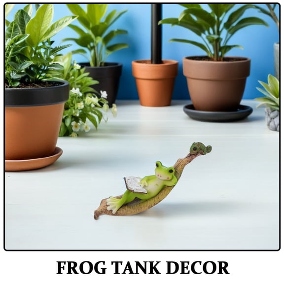 HEANUJJ Set of 2 Green Resin Frog Figurines in Reading Pose, Versatile Desktop and Garden Decorative Ornaments