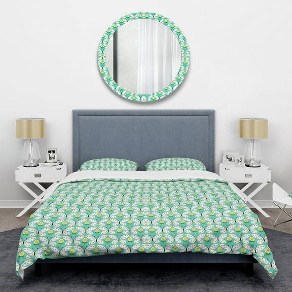 Designart 'Retro Butterflies I' Mid-Century Modern Duvet Cover Set
