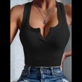 thumbnail image 4 of Camisetas Sin Mangas de Verano para Mujer, de Punto Acanalado, con Cuello en V y Muescas, Ajustadas. Negro L, 4 of 9