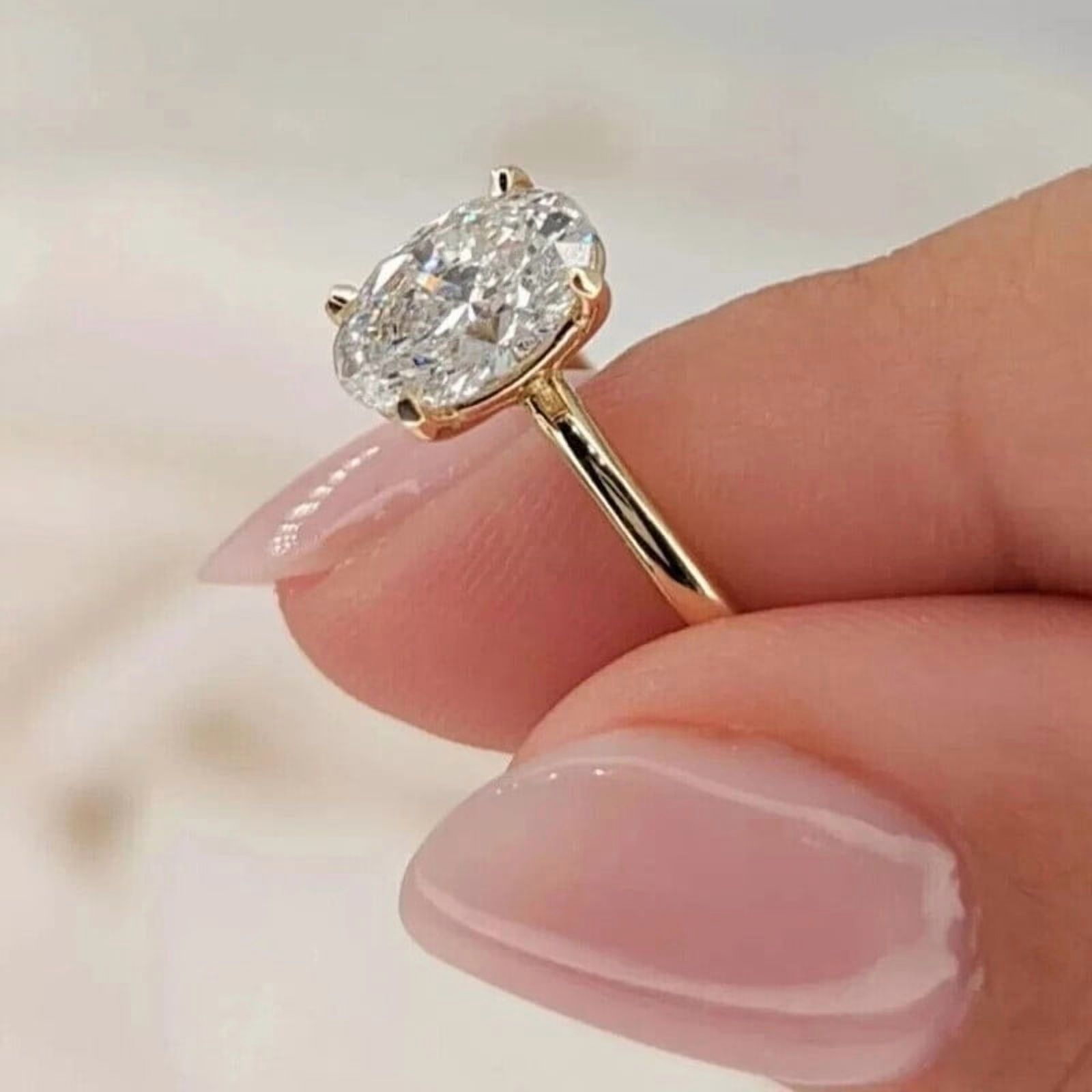 solitaire jewels 2.5CT Oval Moissanite Solitaire Engagement Ring For Women, 18K Yellow Gold