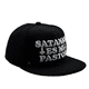 thumbnail image 2 of Gorra Plana Negra Unitalla Satanas Es Mi Pastor, 2 of 4