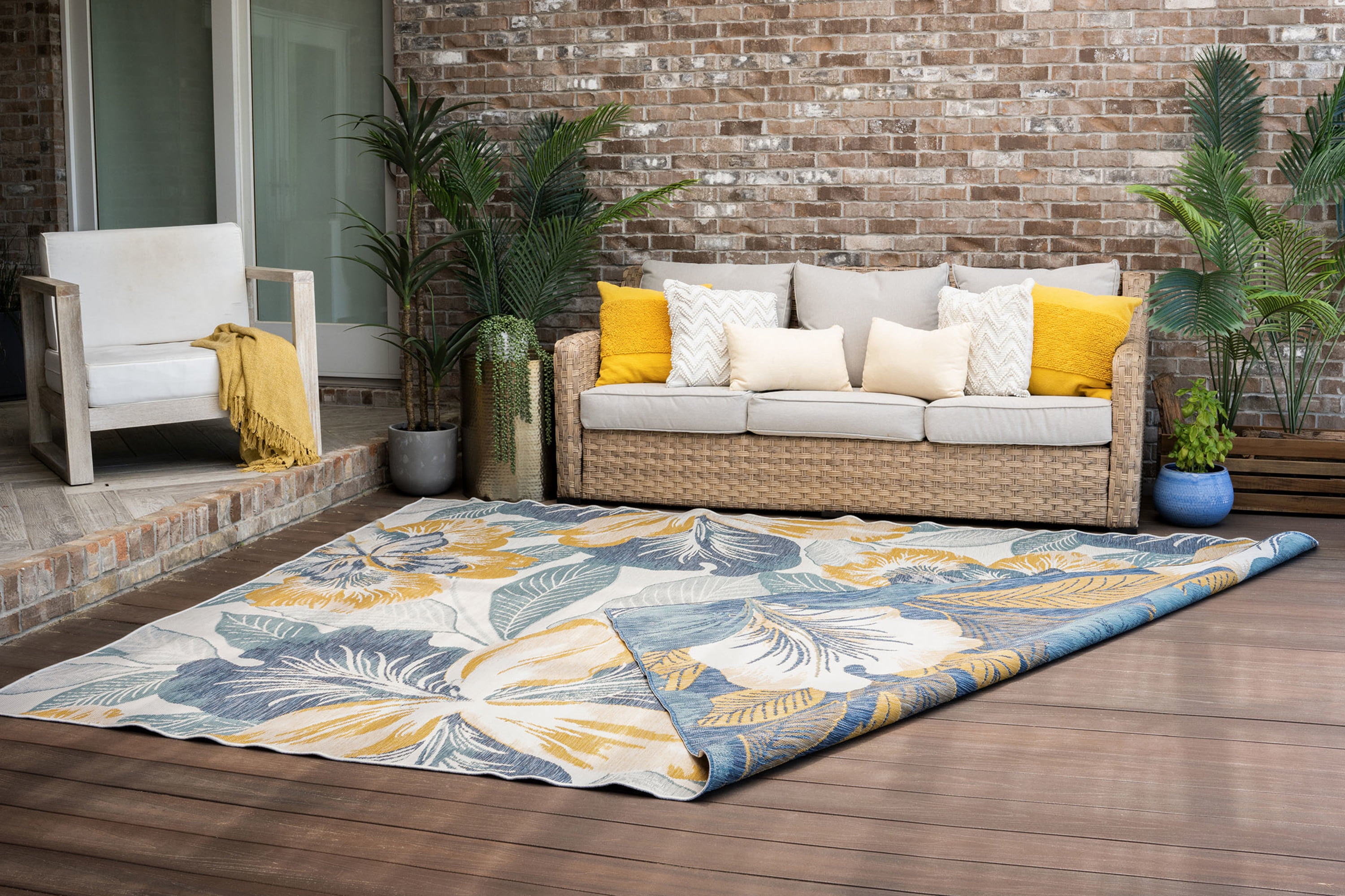 5x7 Water Resistant, Indoor Outdoor Rugs for Patios, Front Door Entry, Entryway, Deck, Porch, Balcony | Outside Area Rug for Patio | Navy, Floral | Size: 5'3'' x 7'3''