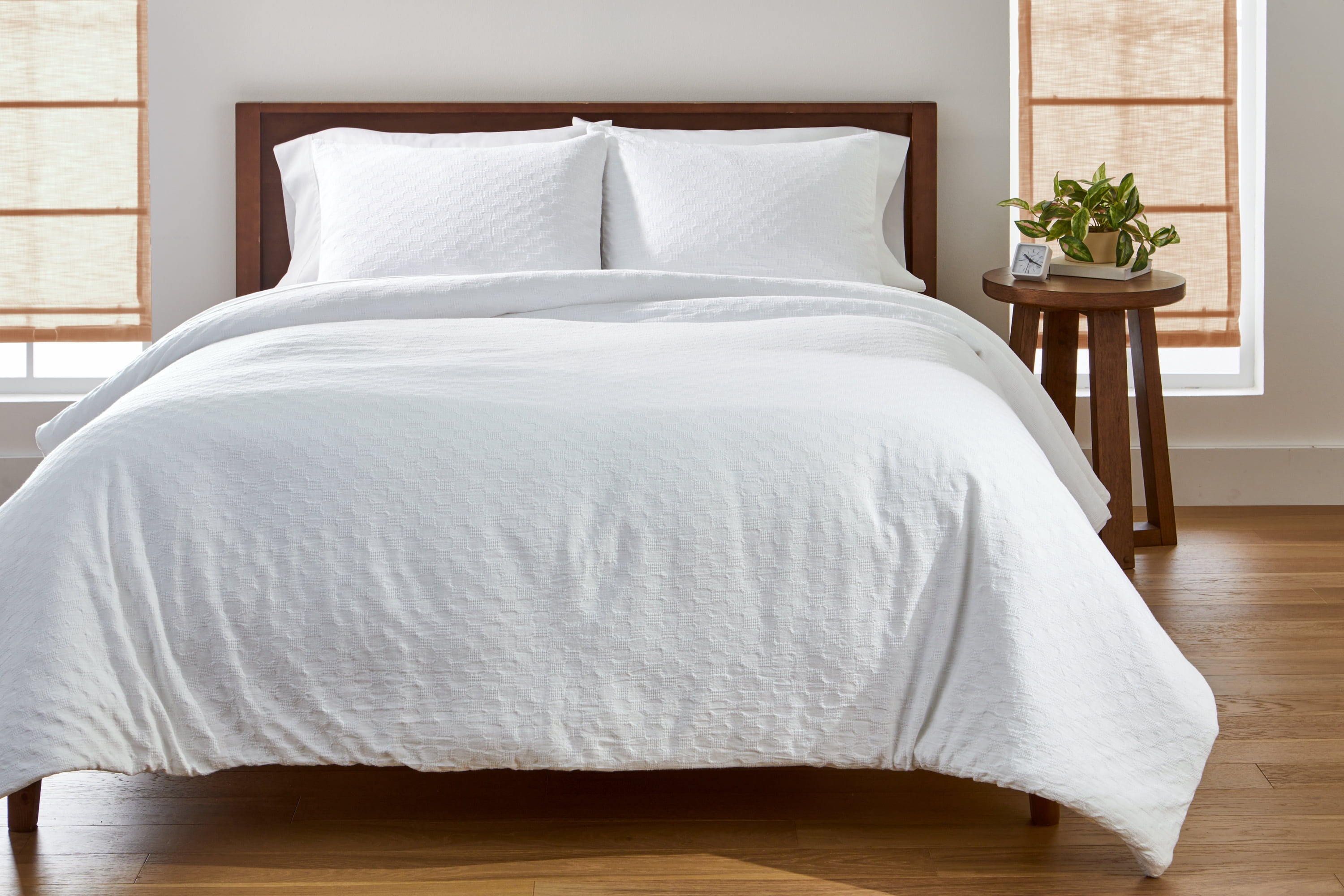 Better Homes & Gardens King Comforter Set, All-Season, 3-Piece, Arctic White Block Weave
