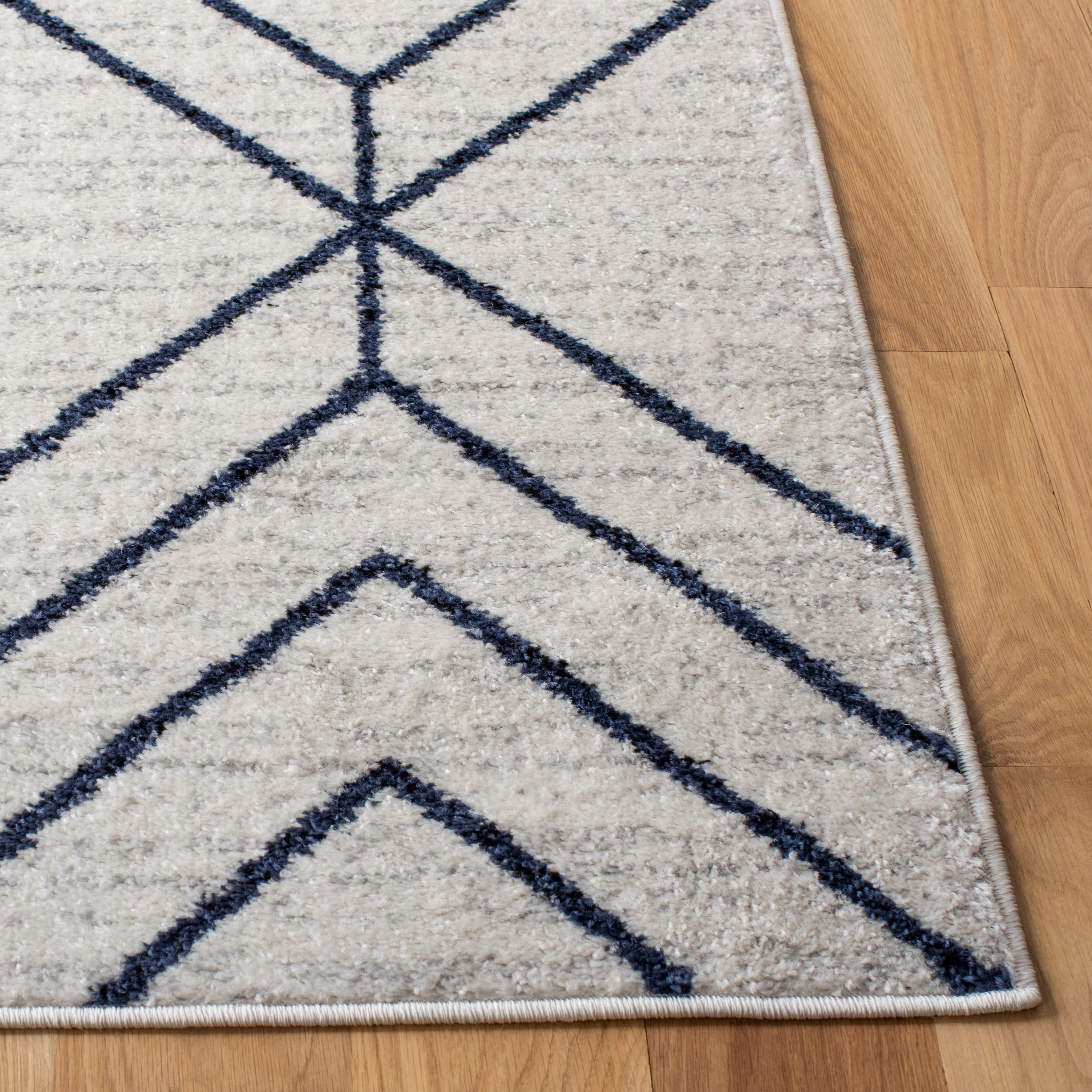 SAFAVIEH Adirondack Caitriona Geometric Squares Area Rug, Light Grey/Navy, 4' x 4' Square