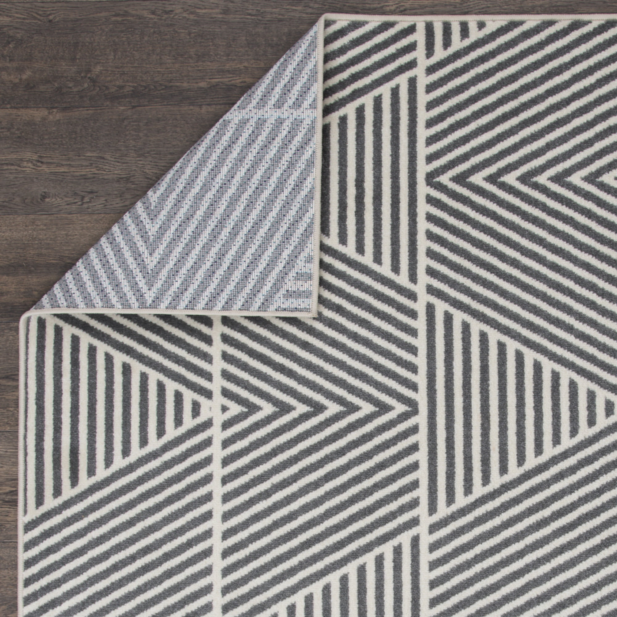 Loomaknoti Tecopa Symenia 2' x 7' Grey Geometric Outdoor Runner Rug