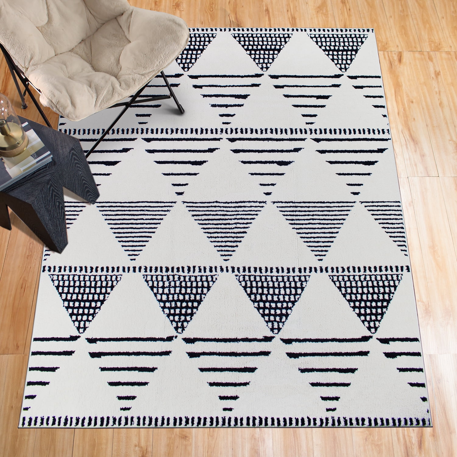 American Art Decor Soft Plush Geometric Moroccan Pile Shag Accent Rug 5x7 - Gray & White