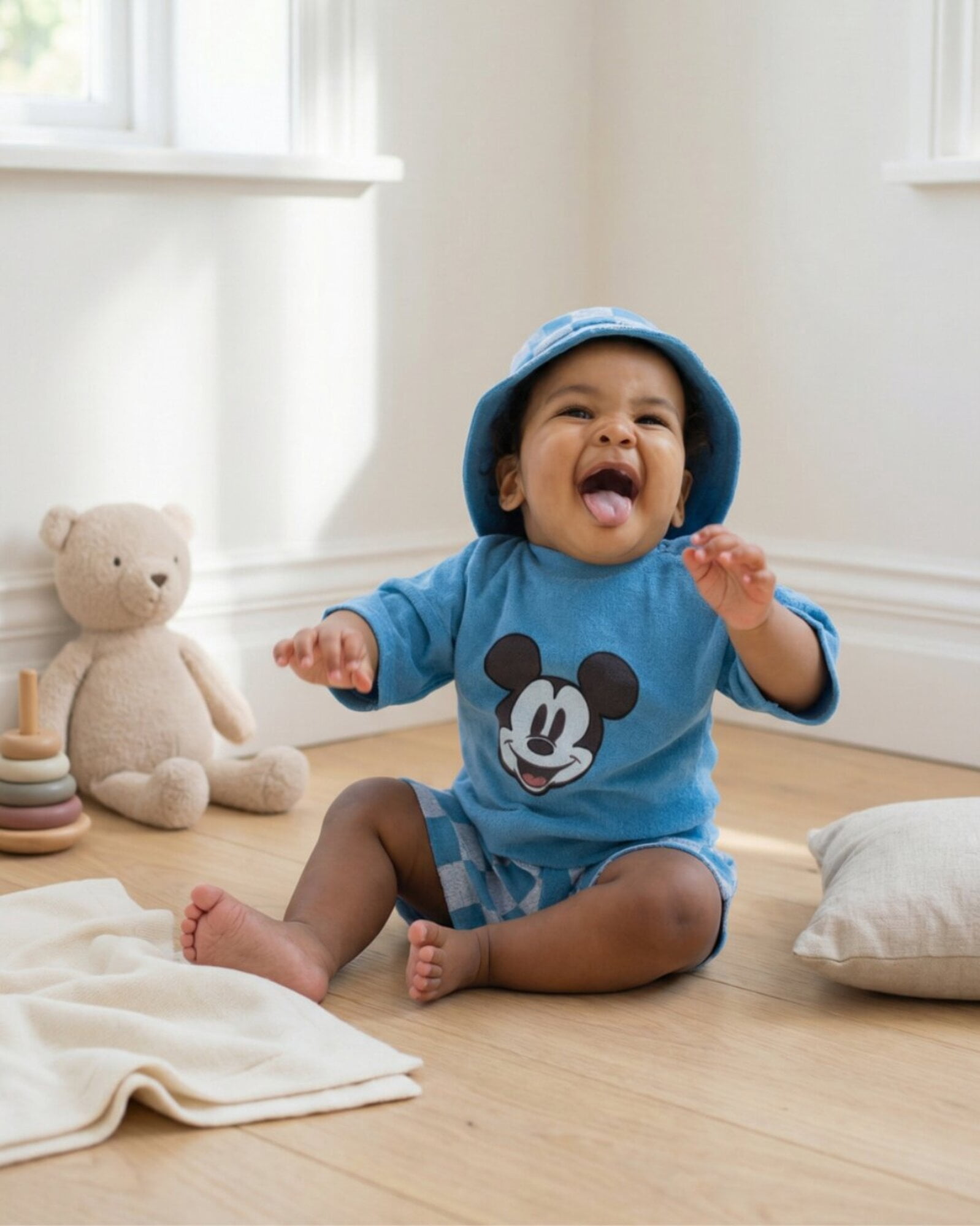 Disney Mickey Mouse Infant Baby Boys T-Shirt Shorts and Hat 3 Piece Newborn to Infant