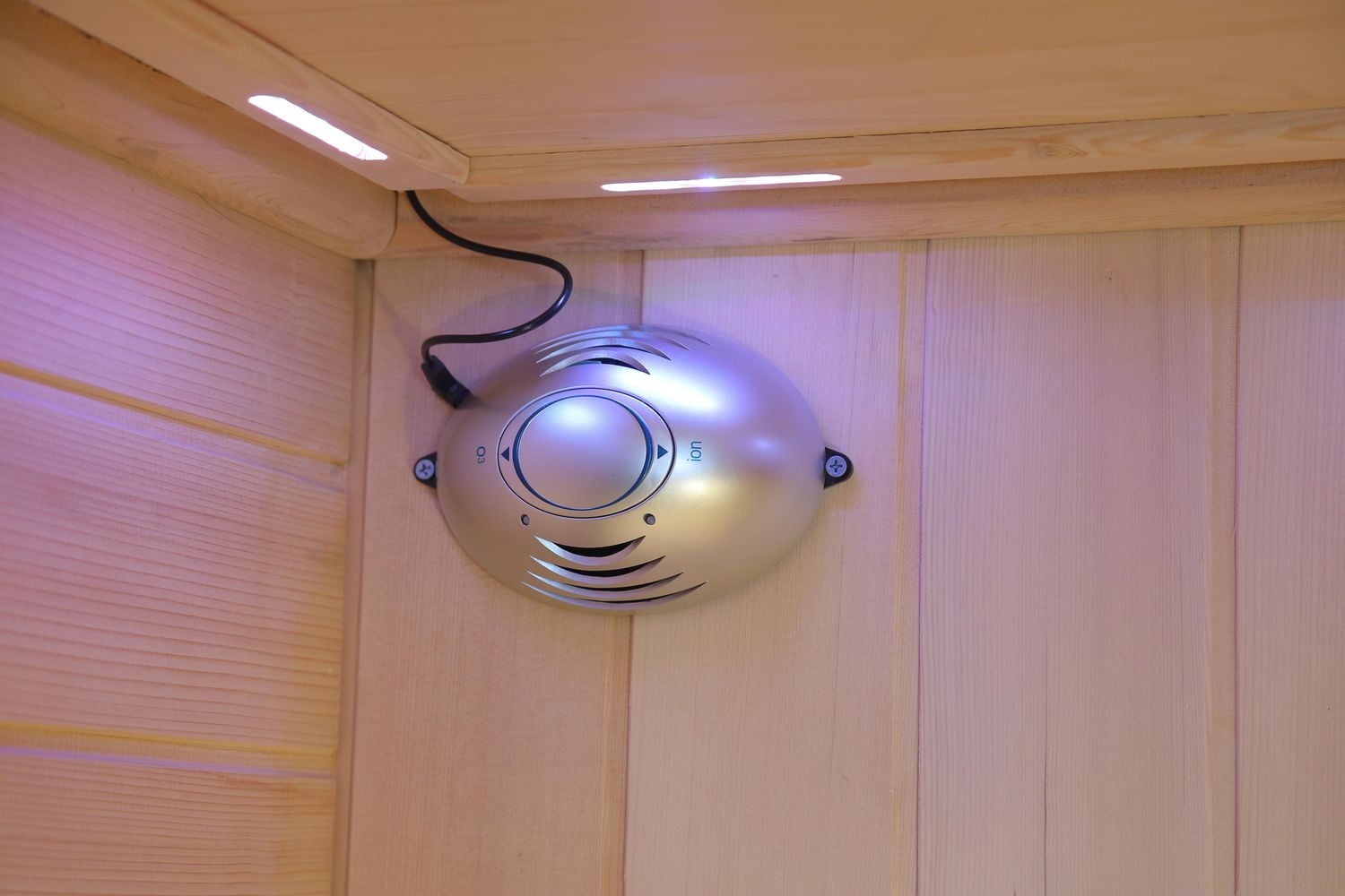 Sirona 3-Person Hemlock Infrared Sauna with 8 Carbon Heaters