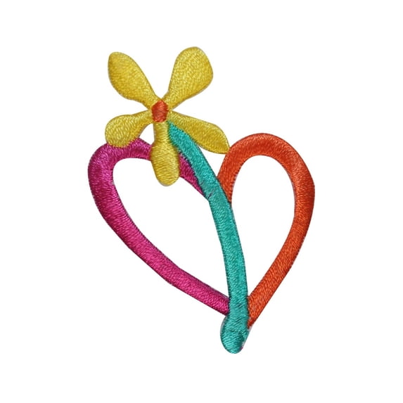 ID 3279A Heart Shape Flower Patch Spring Love Bloom Embroidered Iron On Applique