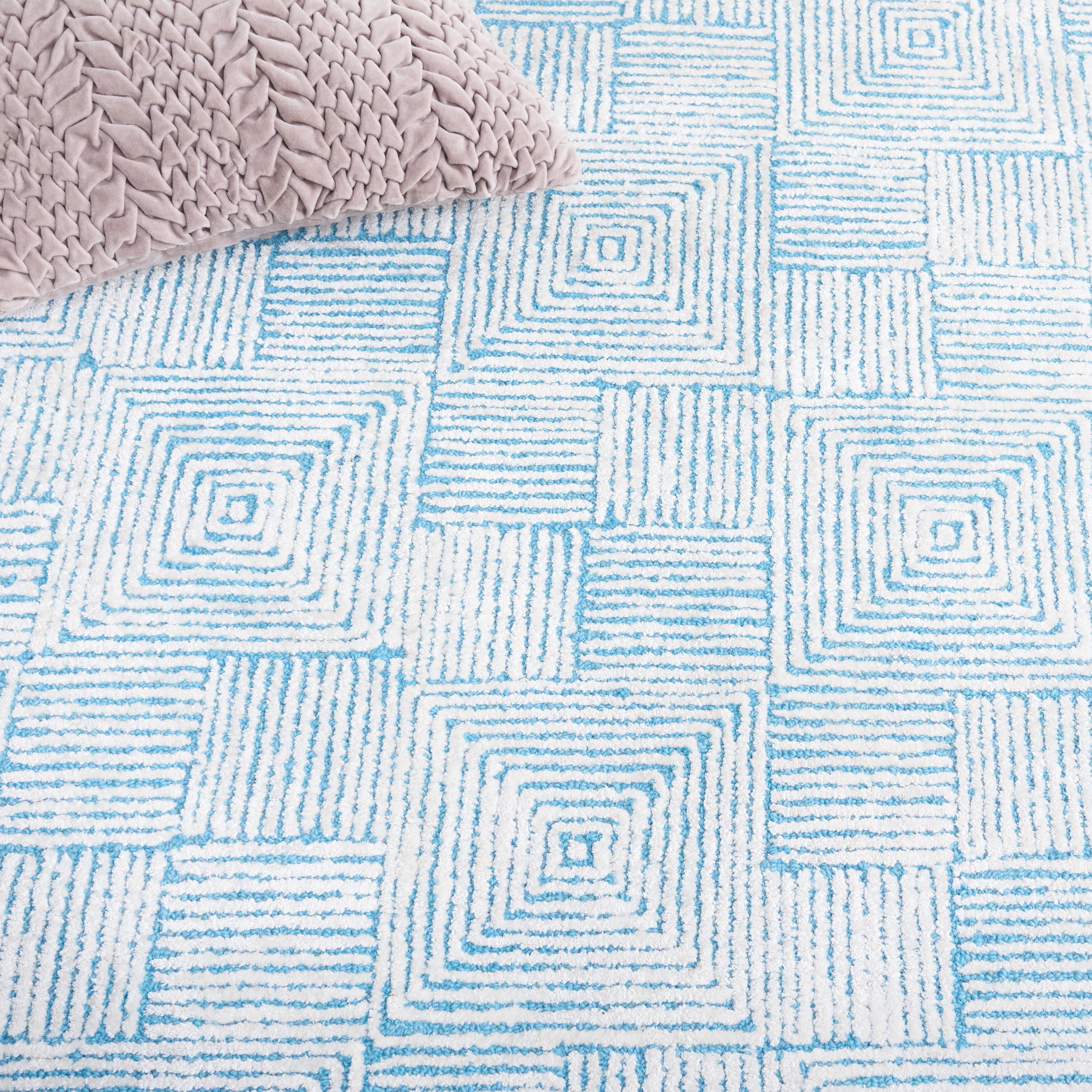 SAFAVIEH Glamour Damhan Geometric Area Rug, Ivory/Turquoise, 4' x 6'