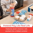 thumbnail image 2 of Set de comida Pretend Play Fat Brain Toys Cinnamon Roll para niños de 3 a 7 años, 2 of 7