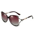 thumbnail image 1 of Gafas de sol modernas y elegantes con montura grande de estilo europeo y americano, fabricadas en PC y TAC, 1 of 5