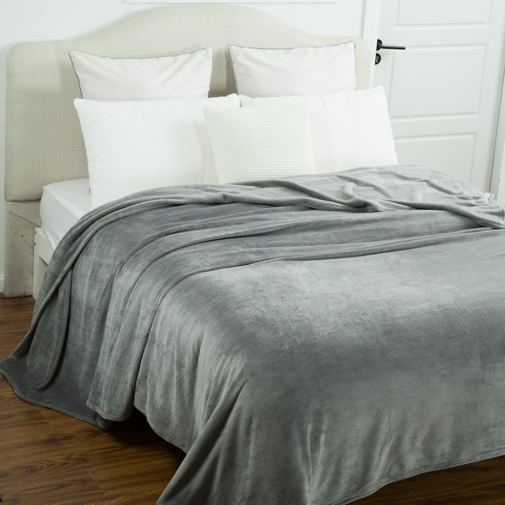 Bedsure Flannel Fleece Luxury Blanket Gray Twin Size Lightweight Cozy