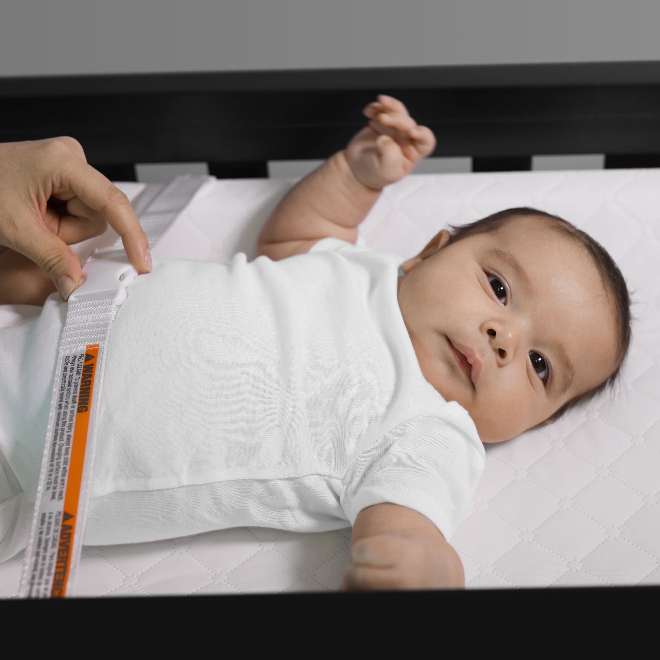 Ingenuity 2-Sided Contour Changing Pad with Liner photo 7