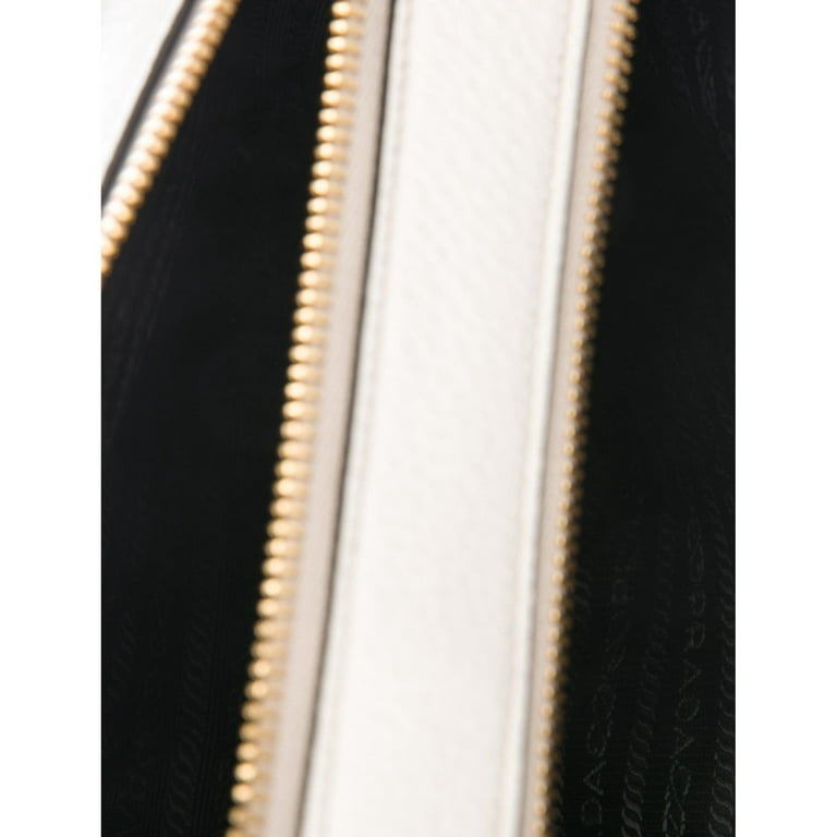 New Prada Vitello Phenix White Leather Double Zip Camera Crossbody 1BH079 