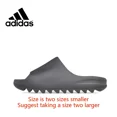 thumbnail image 3 of Zapatillas Yeezy SLIDE originales, sandalias de goma Eva para zapatos de hombre y mujer, sandalias de playa de verano, zapatos casuales para exteriores, 3 of 5