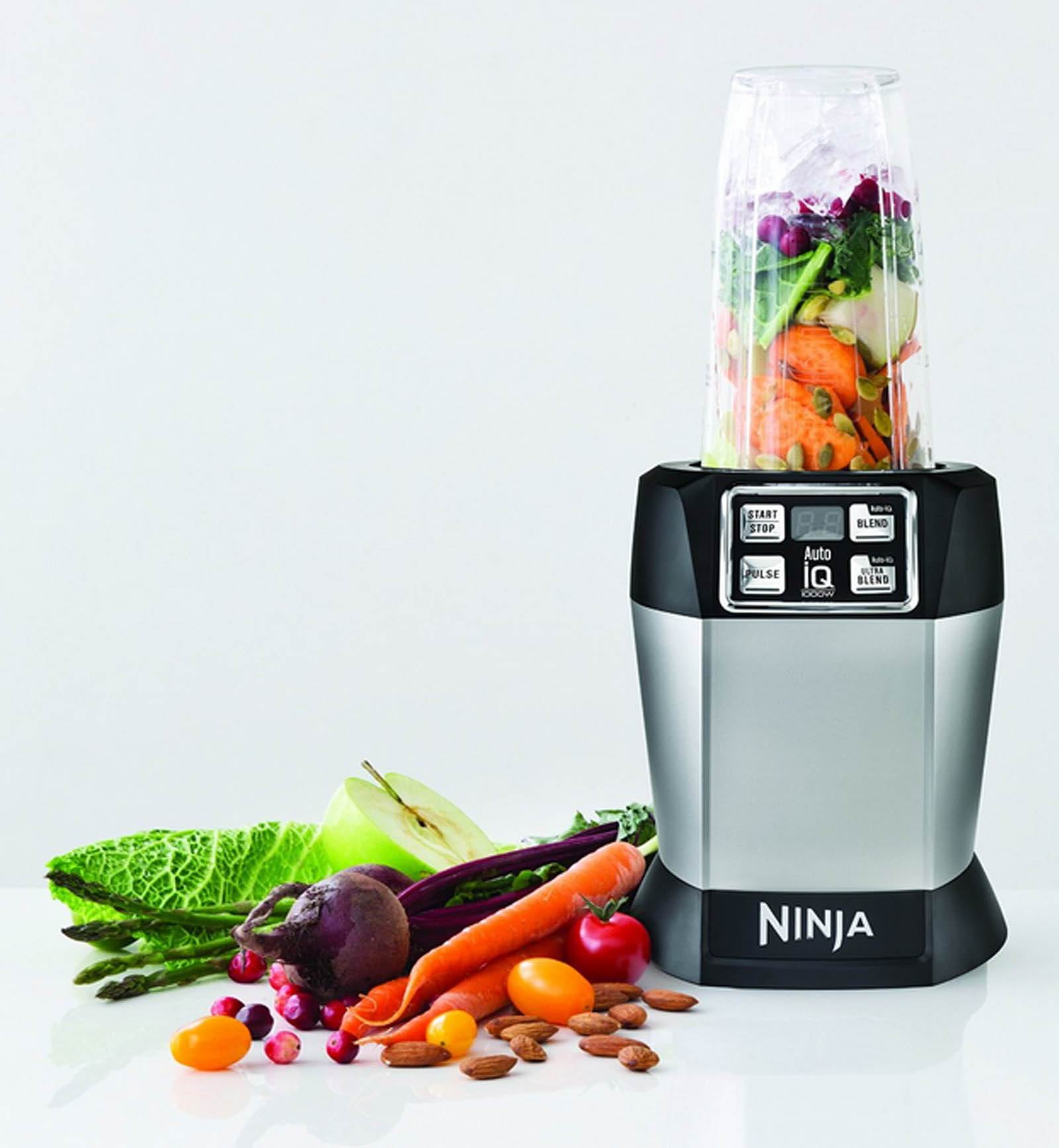 Nutri Ninja Personal Blender with Auto iQ 1000 Watts 2 To Go Cups BL480D